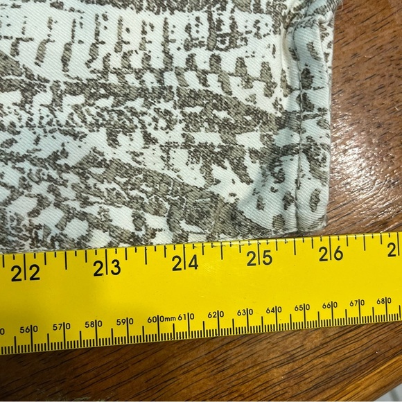 Free People cream Beige design denim pants stretch size 26 - Picture 8 of 10